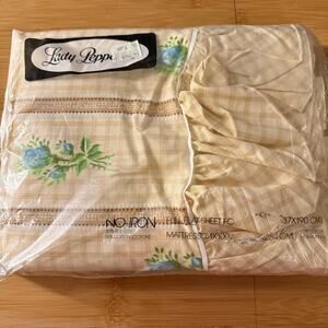 Lady Pepperell vintage full flat sheet